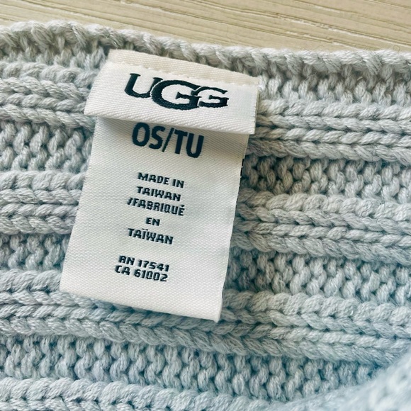 NWT! UGG Textured Cardi Scarf - Picture 3 of 4